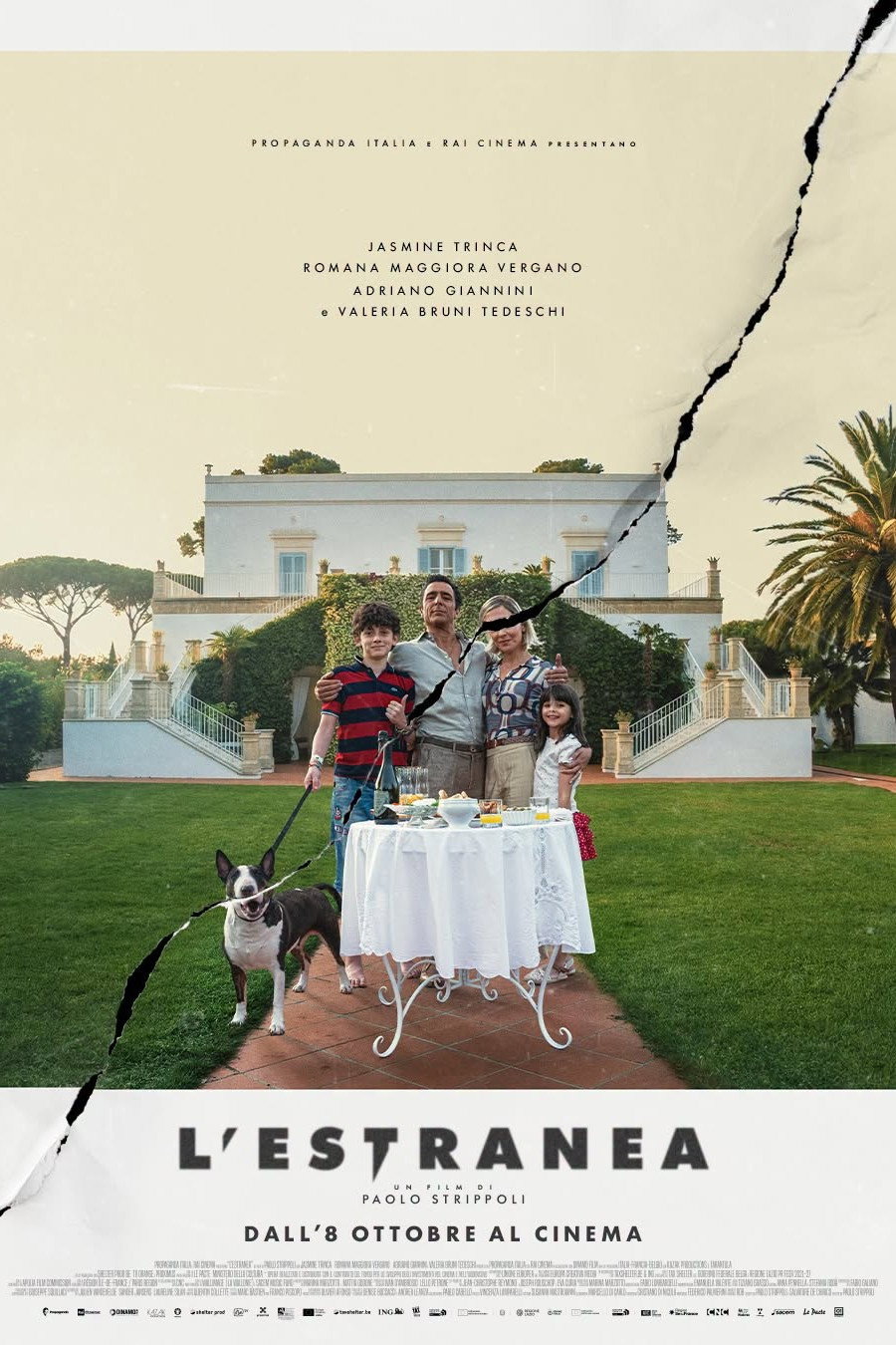 Poster L'ESTRANEA